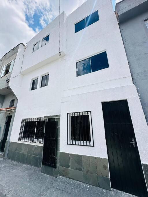 Apartment Kitnet Confortavel Mobiliada Casal Zn -cod 01 *
