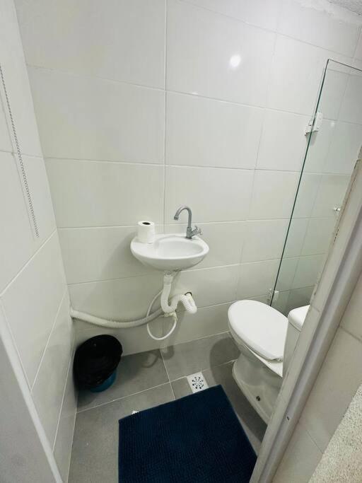 Kitnet Confortavel Mobiliada Casal Zn -cod 01 São Paulo